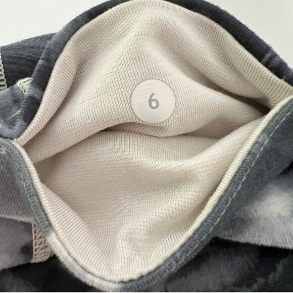 Lululemon Wunder Under Crop II Legging Pretty Plume Angel Wing Black Luon size 6 - Picture 10 of 11